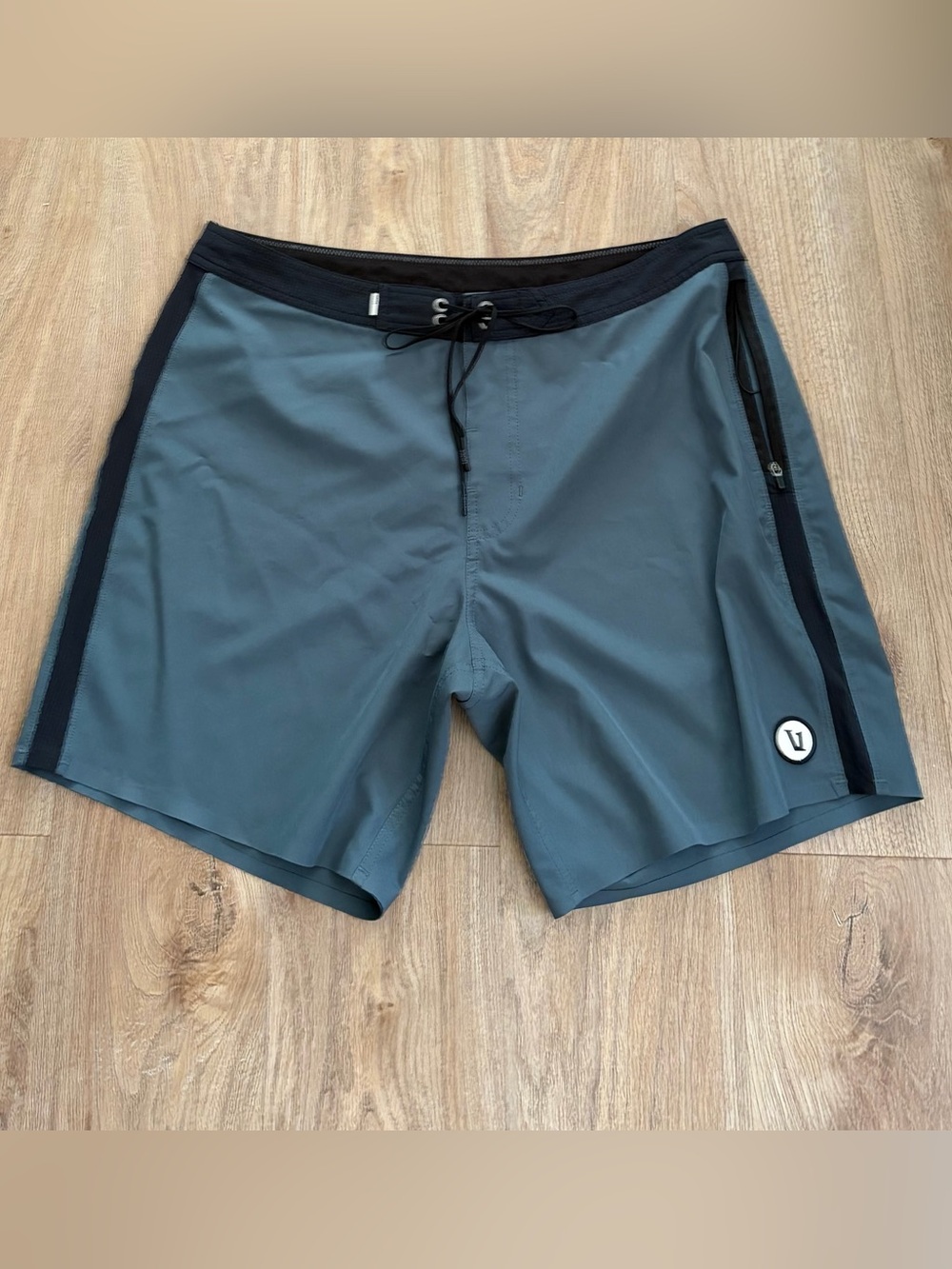 Vuori Men's Steel Blue Board Shorts with Black Trim Waist 33 Great Condition